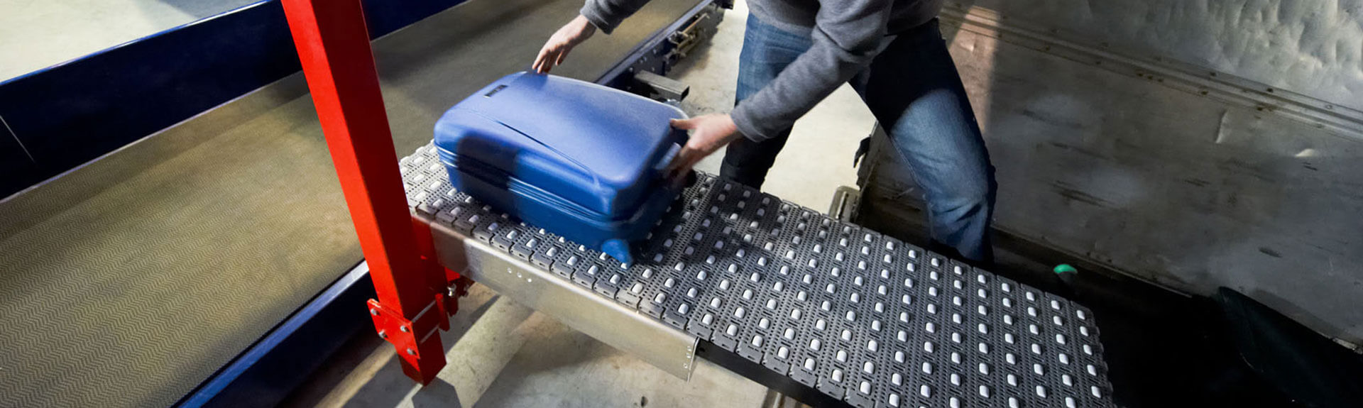 Baggage Unloader