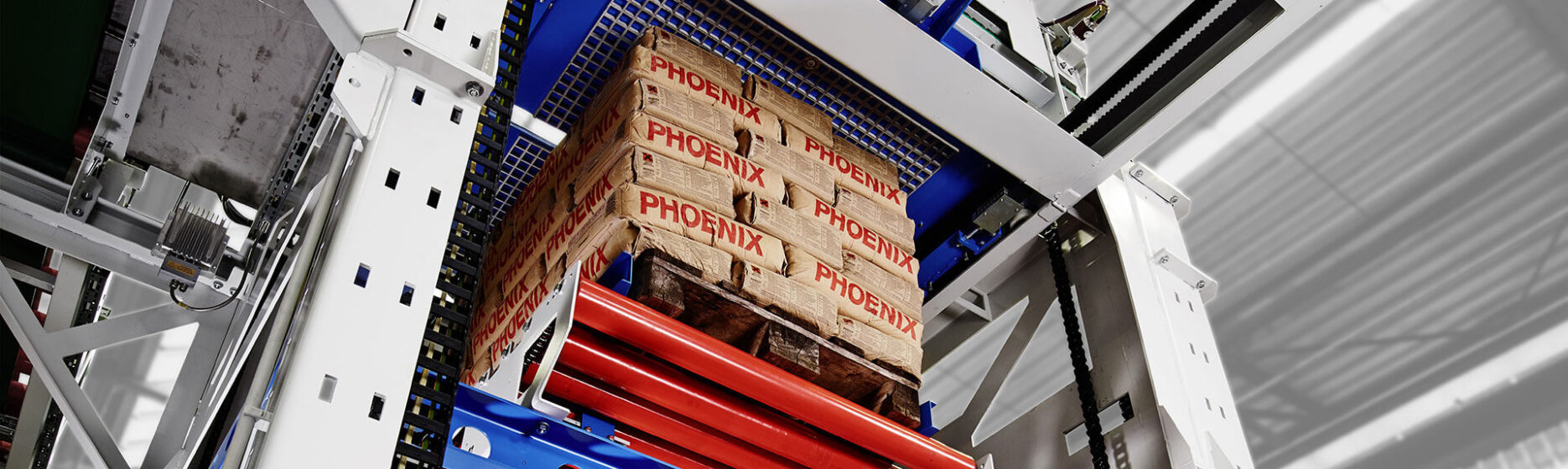 Palletising Systems for Cement Industry | BEUMER Group
