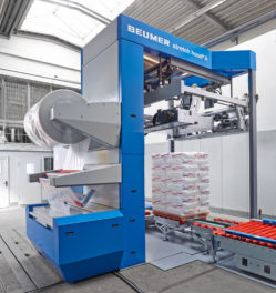The simple, intuitive and reliable operation of the BEUMER stretch hood A is especially appealing to customers.