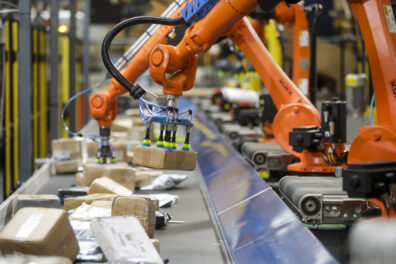 Robot-assisted loading eliminates the manual or semi-automatic loading of loop sorters.